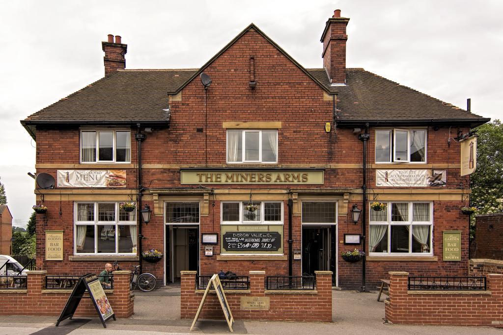 The Miners Arms Hotell Leeds  Exteriör bild